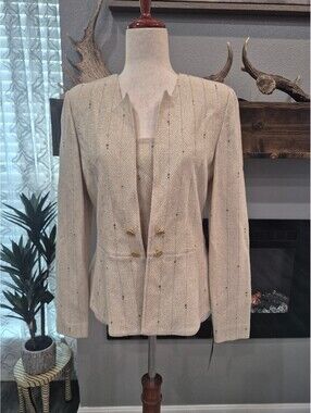 TOULA Womens Blazer Size 6, Brand new